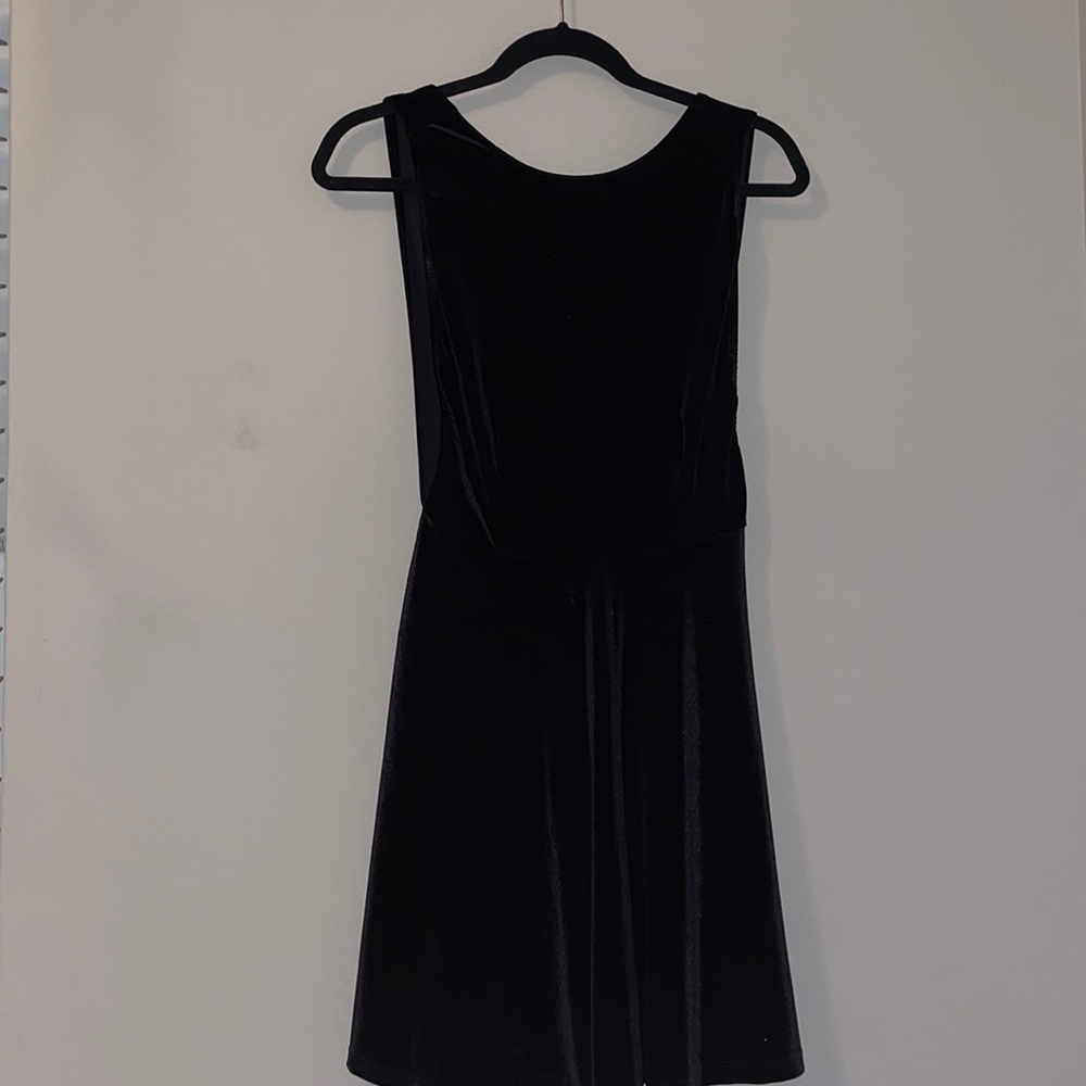 American Apparel Blk Velvet Backless Skater Dress